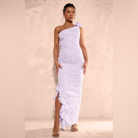 Pretty Little Thing LILAC SHOULDER RUFFLE HEM CORSAGE MAXI DRESS - Picture 3 of 3